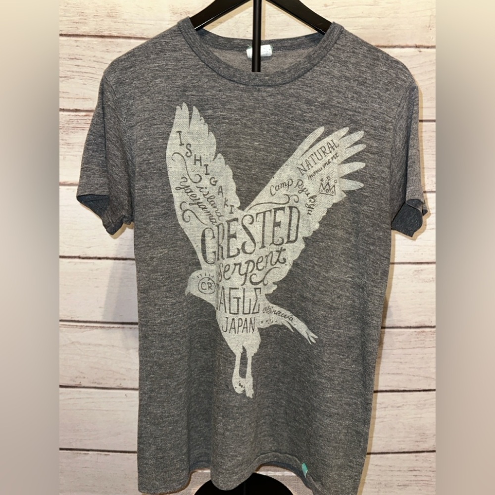 Graphic Grey T-Shirt with Crested Serpent Eagle Design M/L